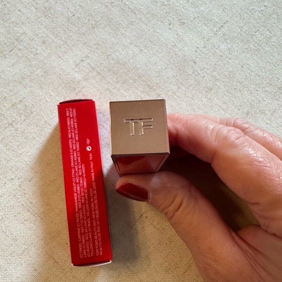 Tom Ford Ultra Shine Lip Color NIB - Picture 3 of 7